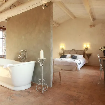 Les Remparts Bed & Breakfast