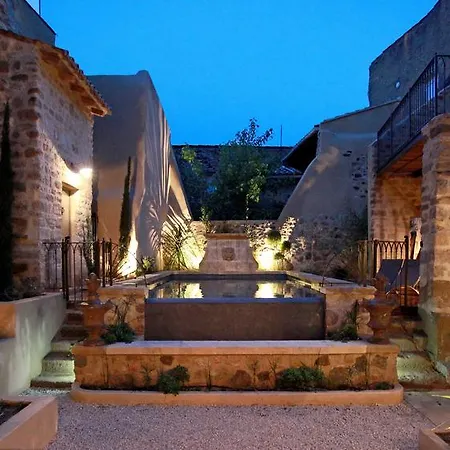 Les Remparts 3*